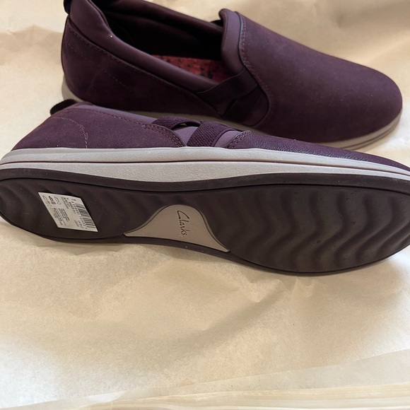 Clark’s “cloudsteppers” size 9 - Picture 2 of 5